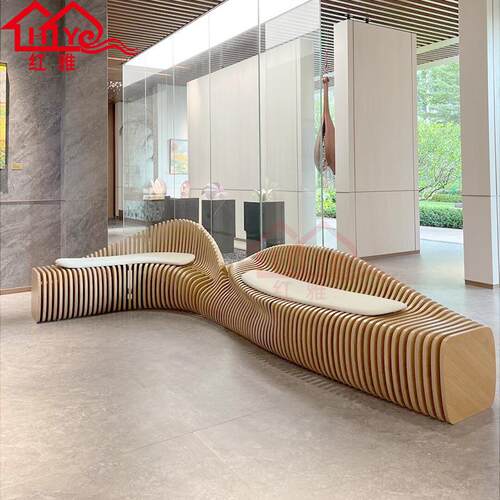 实木切片异形长椅商场酒店民宿售楼处大厅别墅等候区坐凳弧形排椅