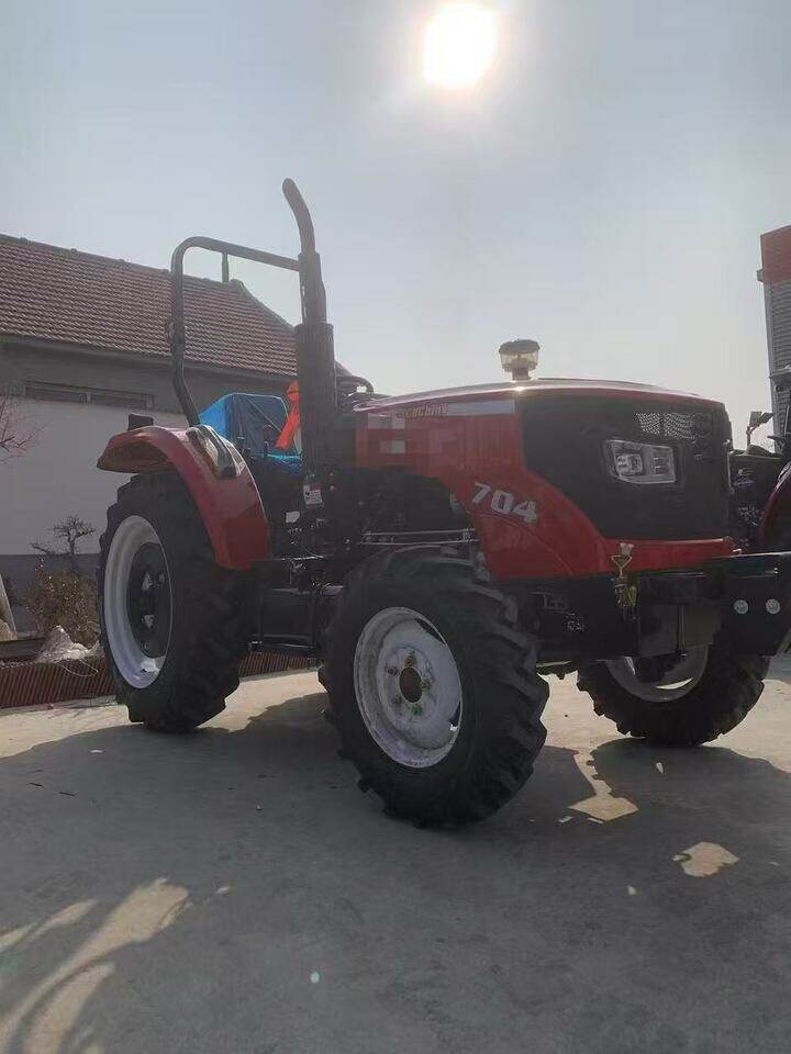 3月12日烟台全新704农用拖拉机网络拍卖公告