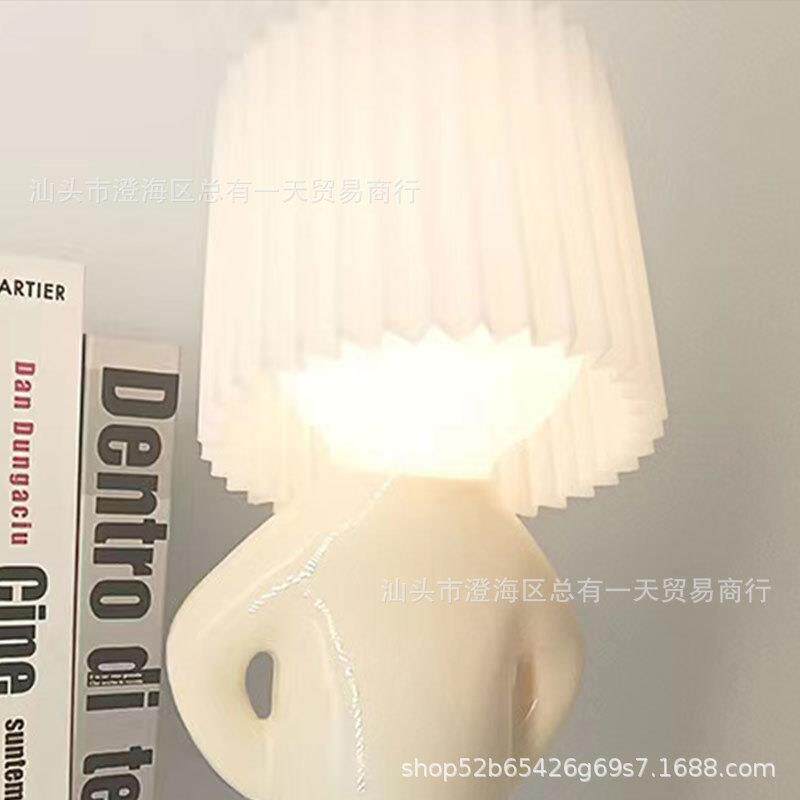 情怀台灯，创意MR.P有点害羞台灯 床头小夜灯 小淘气男孩台灯摆件