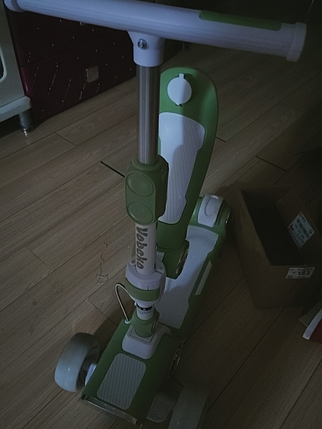 Детский электросамокат SCOOTER 3-в-1: многофункциональный для детей 1-14 лет. Складной, с гравитационным управлением, Bluetooth и светящимися колесами. photo review