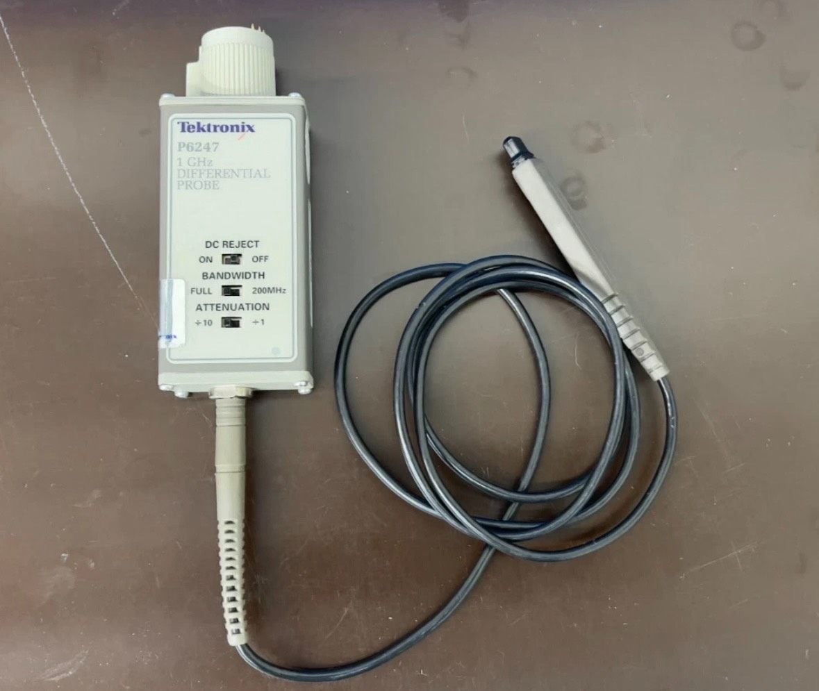 泰克 P6247 1 GHz 差分探头