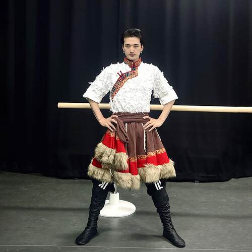 正品藏族舞蹈演服出成人男数民族少舞考台艺服装练功服套装新款表