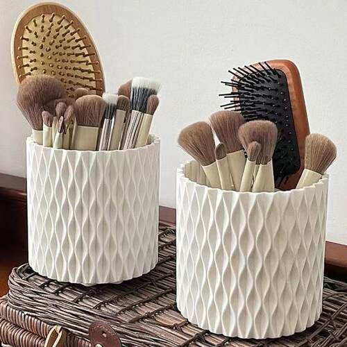 INS Rotating Diamond Pattern Pencil Holder, Large Capacity S