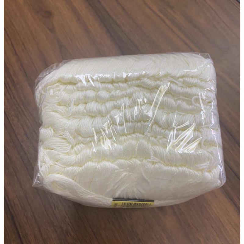 3865米白奶白色 十字绣线，涤棉线 刺绣醒狮