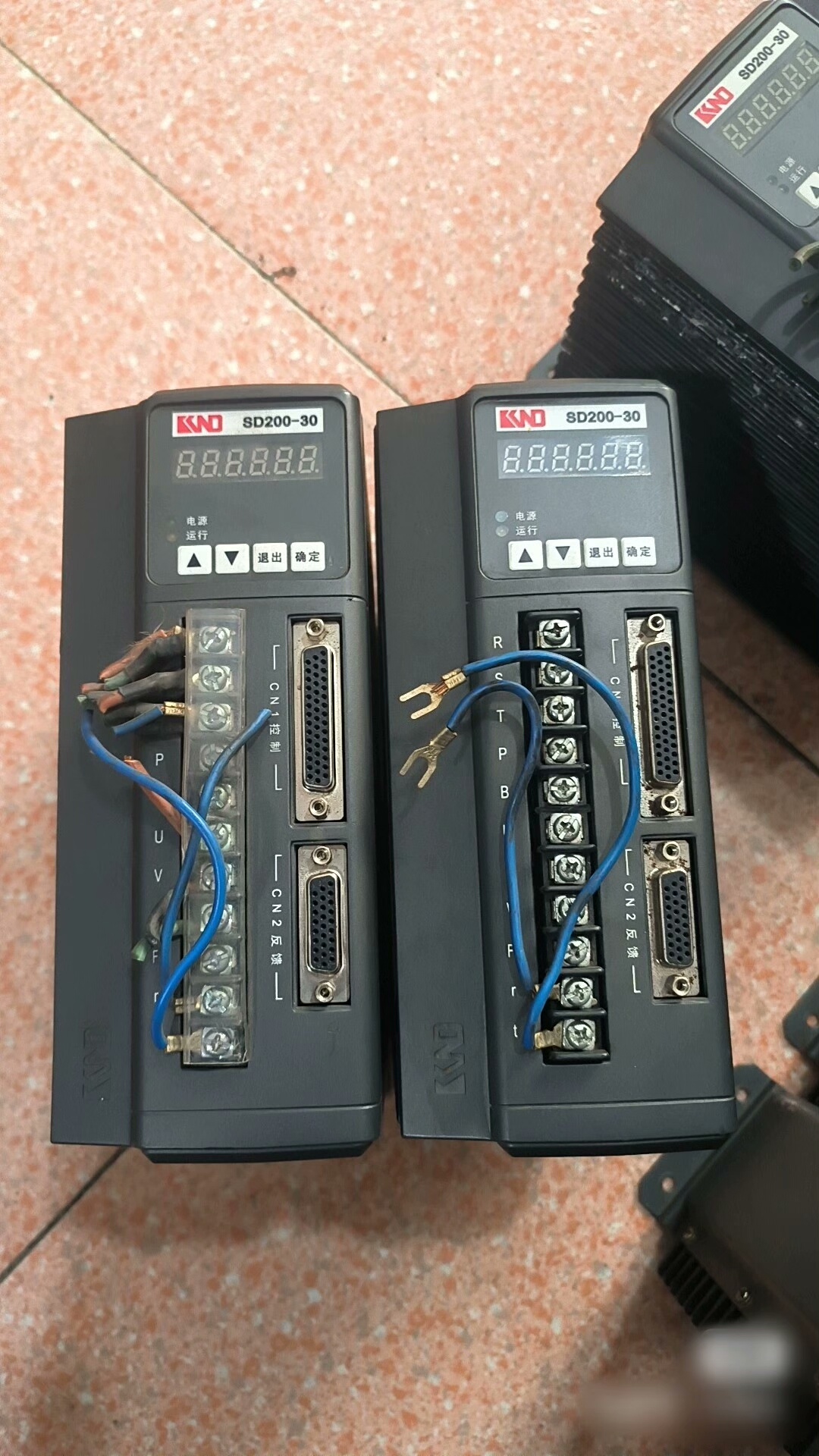 凯恩帝伺服驱动器  SD200-30    成色不错