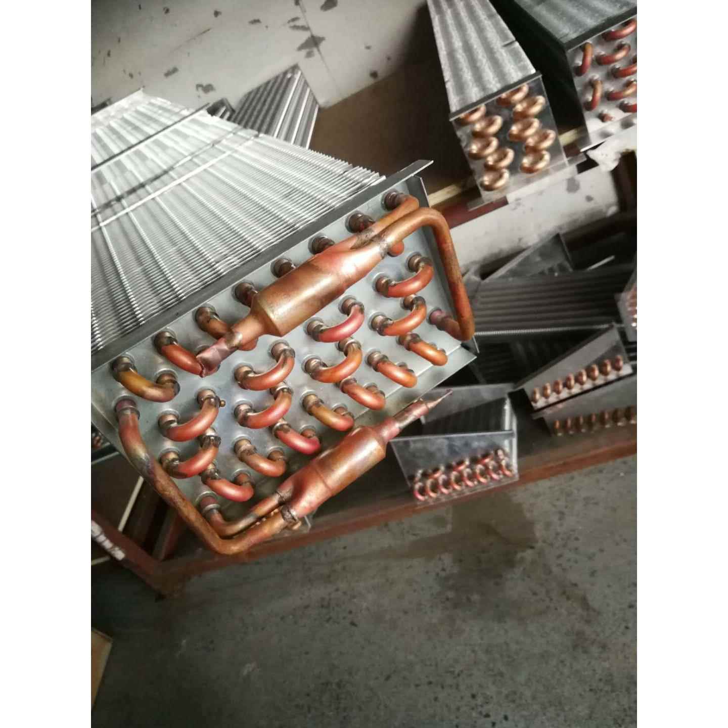 展示柜蒸发器铜管铝翅片蛋糕柜蒸发器新乡蒸发器厂家批量生产
