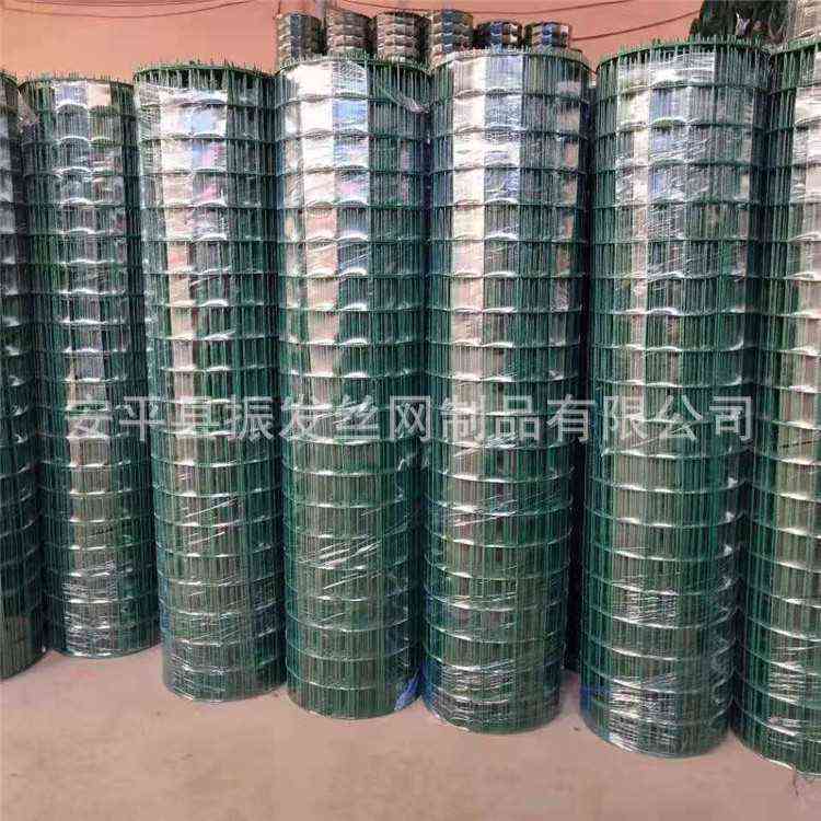 荷兰网圈地养殖网浸塑电焊网绿色铁丝围栏网鱼塘围栏网养鸡养鸭网