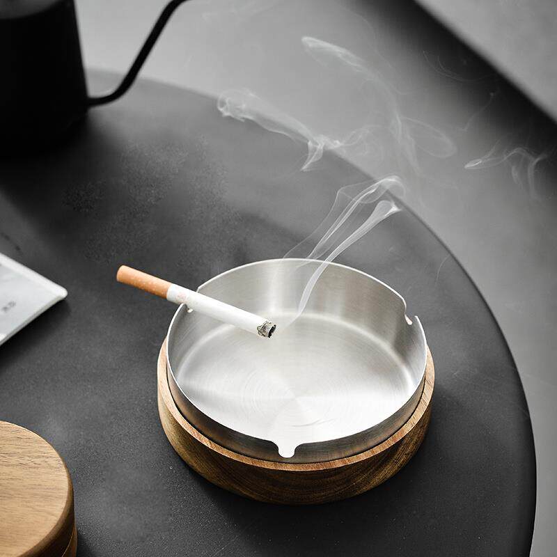 日式烟灰缸带盖防飞灰高颜值原木质茶几创意个性潮流时尚烟缸礼品