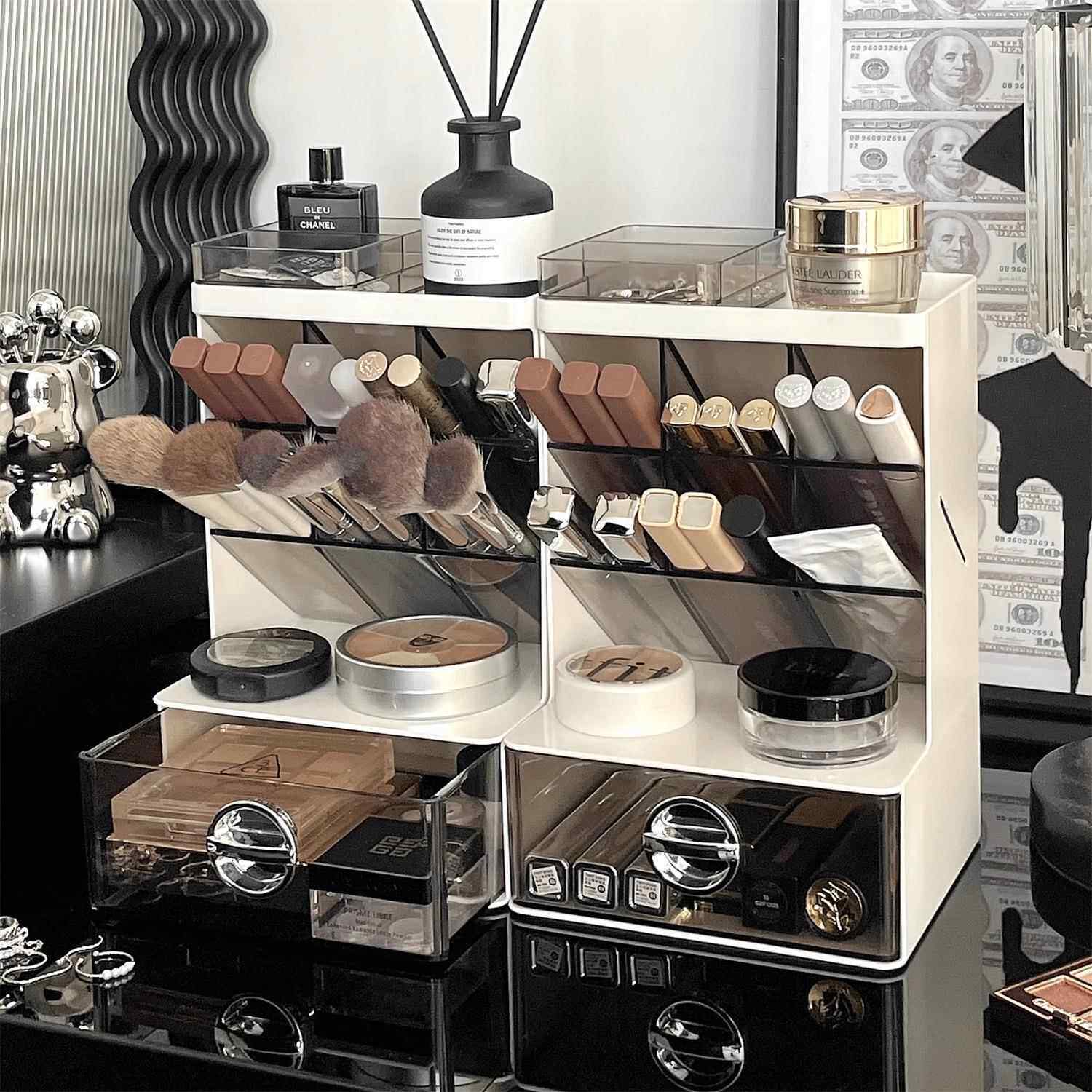 德国zsvip化妆品收纳盒护肤品架子化妆台香水口红防尘桌面置物架