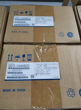 全新原包装正品安川7系2KW伺服驱动器 SGD7S-180A00B202质保包邮