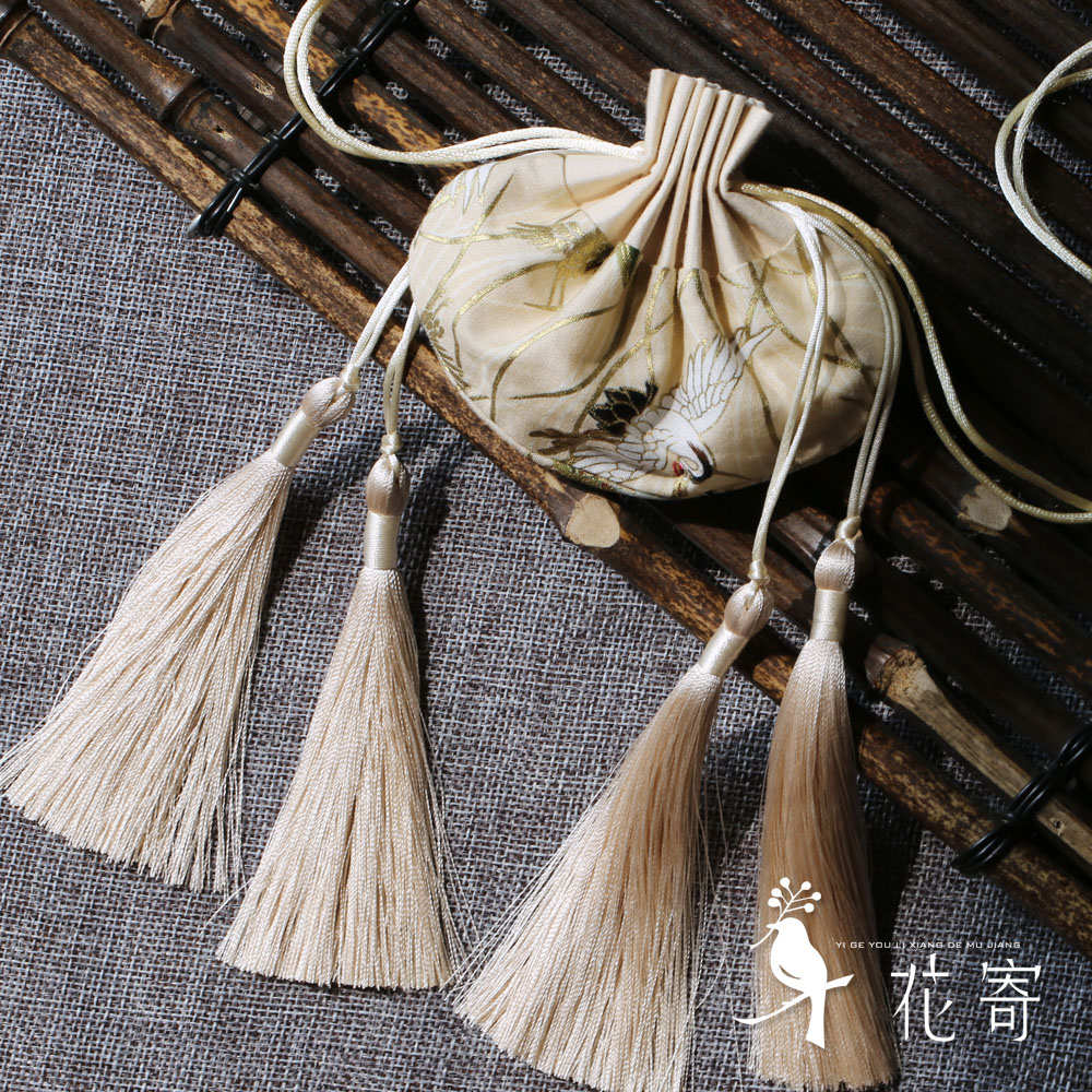 中国古风香包流苏香囊随身汉服荷包车挂件送男朋友情侣生日礼物