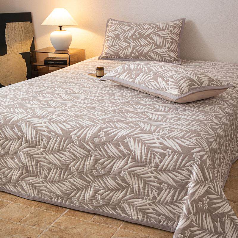 A类三层纱纱布毛巾被单品床盖简约多功能加厚盖毯三件套四季通用