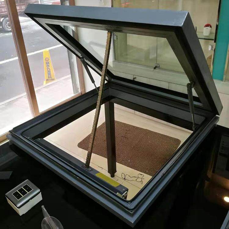 铝合金斜木屋顶天窗斜屋面坡面房顶阁楼窗阳光房电动地下室天窗