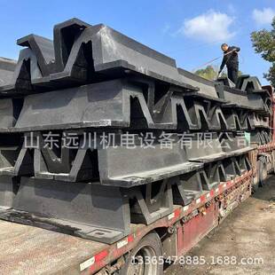 头桥梁桥墩防撞块DA型护舷 船用橡胶护舷D300型香蕉护舷码