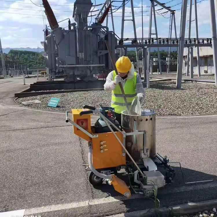 道路标识反光热熔漆划线机5-45公分热熔涂料标线车车位线划线机