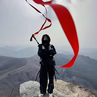 登山杖红丝带装饰4cm飘带户外徒步爬山拍照出片道具女生旅游纪念