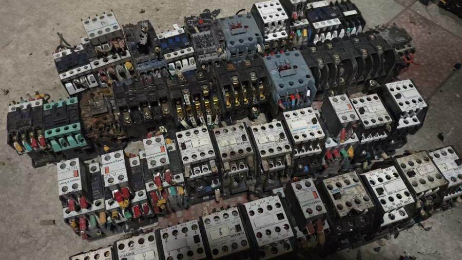 3月10日北京【京械2218】单位淘汰报废处置接触器一批共40个（以实物为准）网络拍卖公告