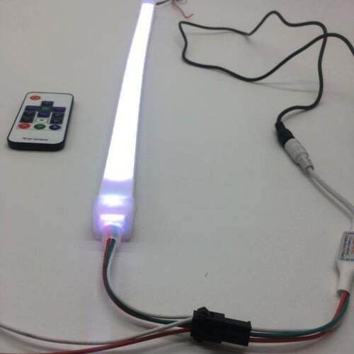 HD幻彩RGB5V/12V/24V断点续传幻彩地铁KTV 酒吧16*16幻彩霓虹