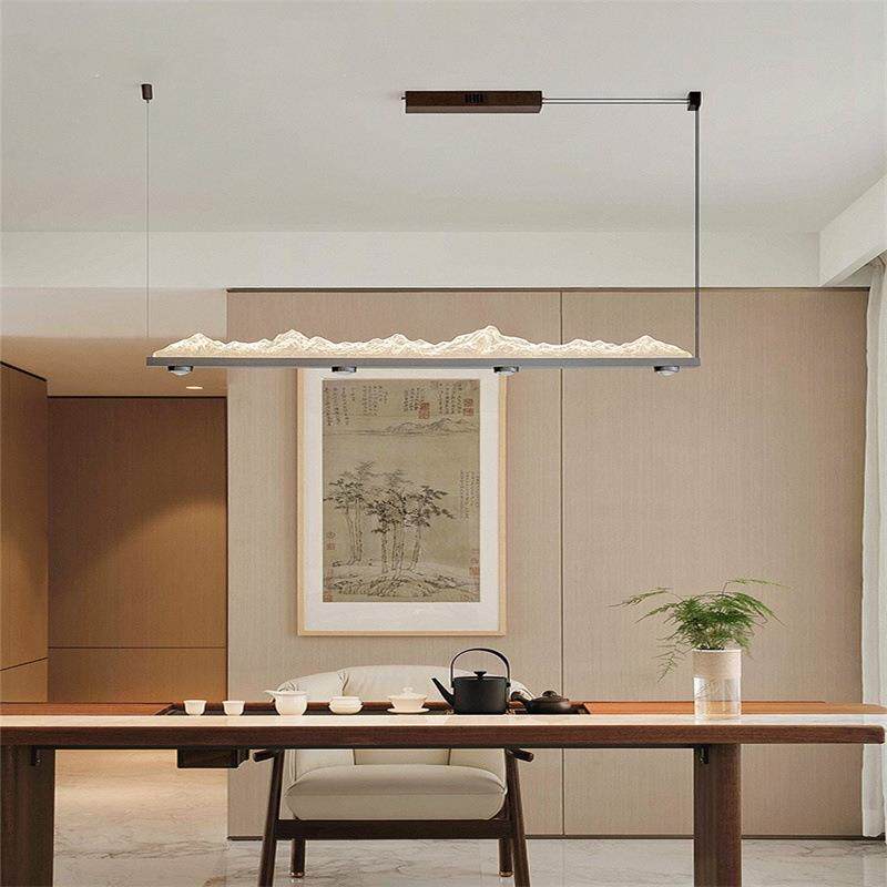 餐厅灯吊灯2024新款中式一字餐桌吧台意式轻奢设计师茶室灯具艺术