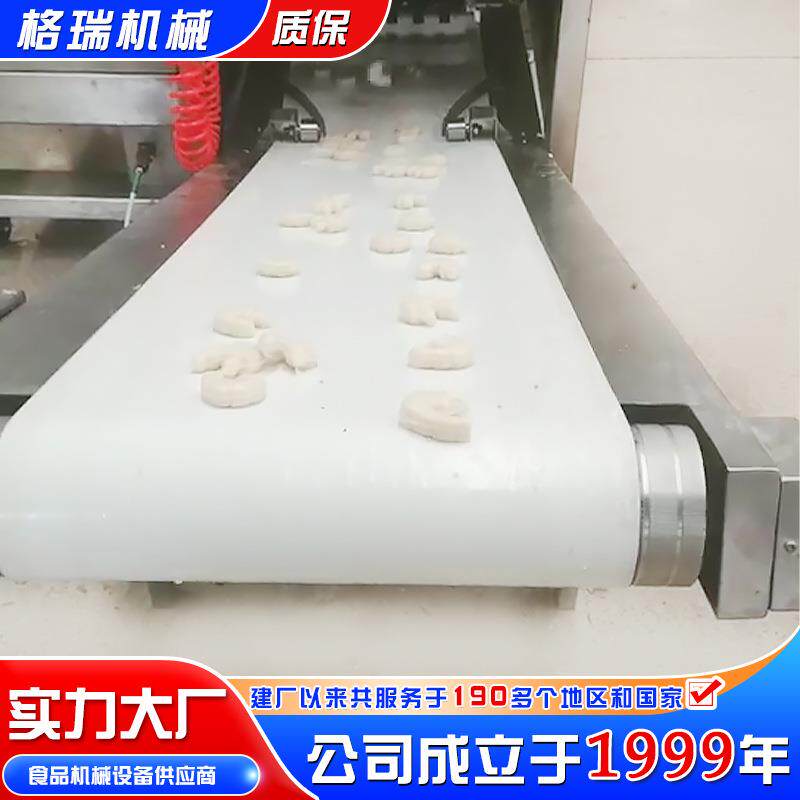 麻辣烫各种丸子加工流水线鱼豆腐甜不辣加工设备火锅食材生产线