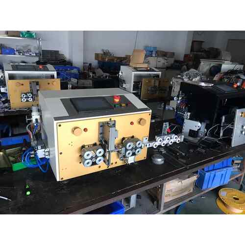 出售和出租自动端子机，自动剥皮扭线沾锡机，自动耳机头焊接机，