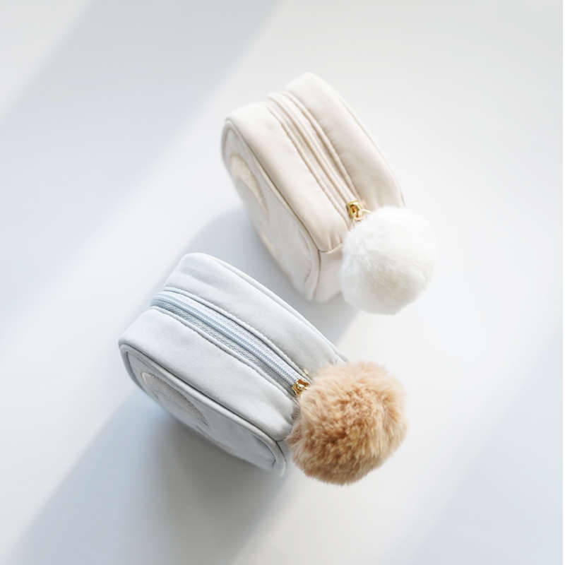 82n收纳甜美系旅行首饰大毛球首饰盒拉链可爱日包小星月饰品刺绣