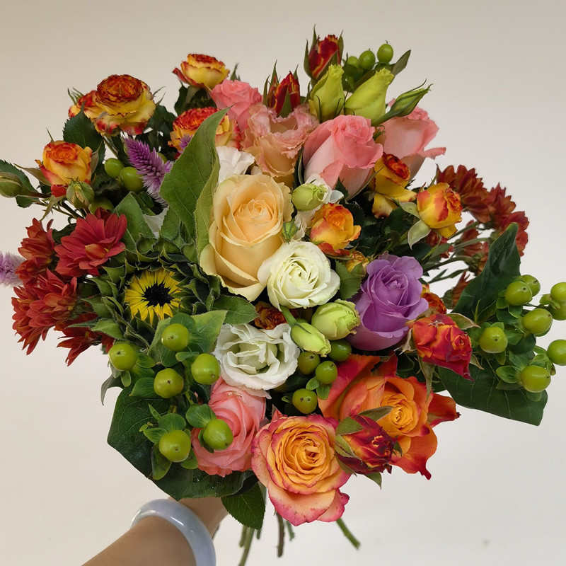 鲜花包月花每周一花水养插花家用鲜花速递花店福袋花随机混搭花卉