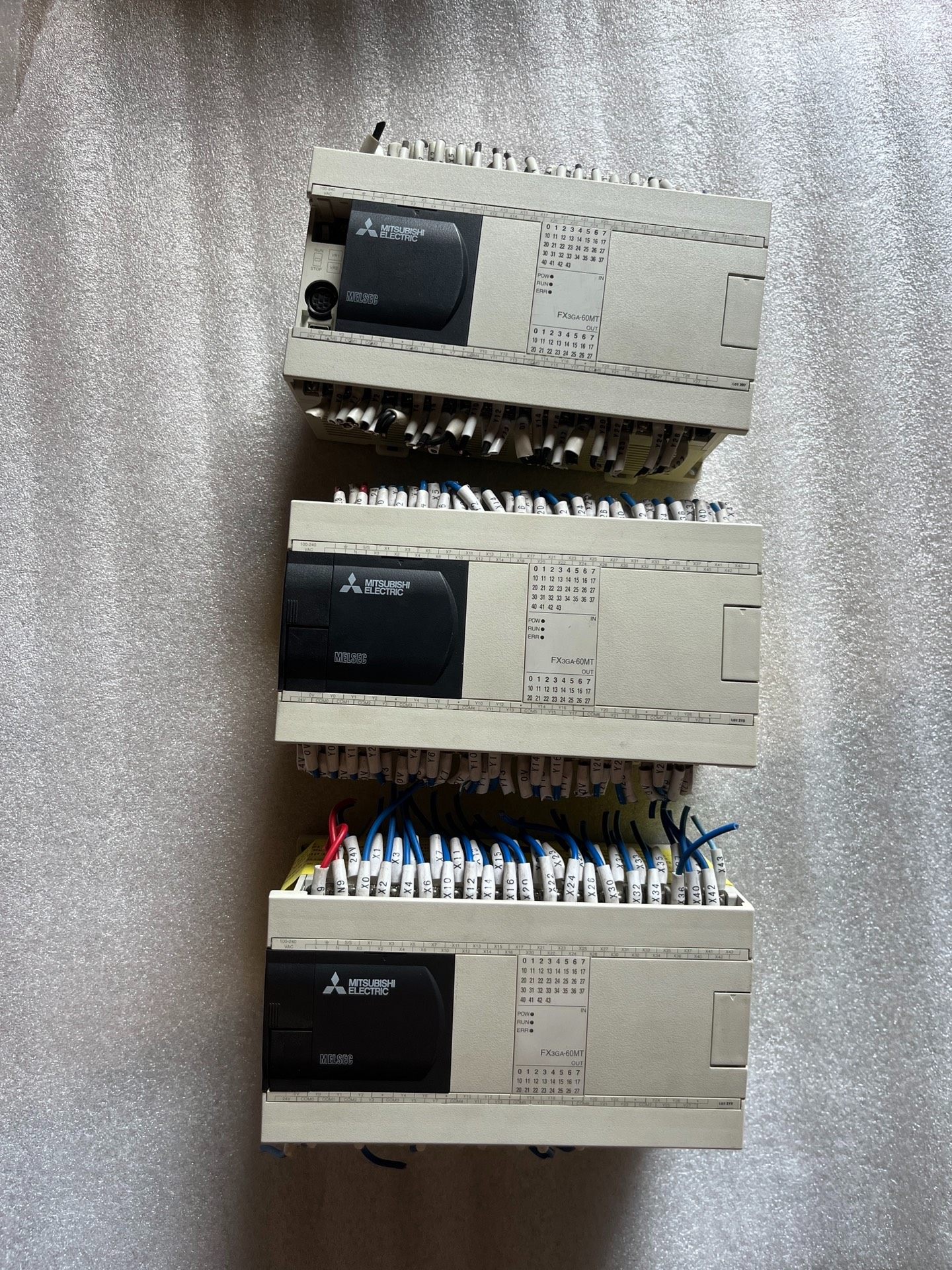 三菱plc，FX3GA-60MT-CM，拆机成色漂亮，功能包