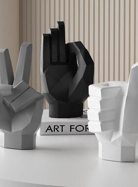 现抽象手势艺术摆件级感样板房家居客厅酒柜公室桌面装饰品