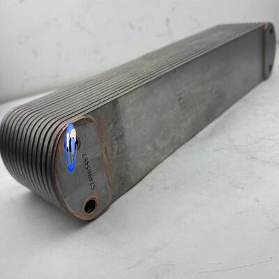 康明工程机械 ISX15 QSX15 发动机机油冷却器芯 4965487 4955831