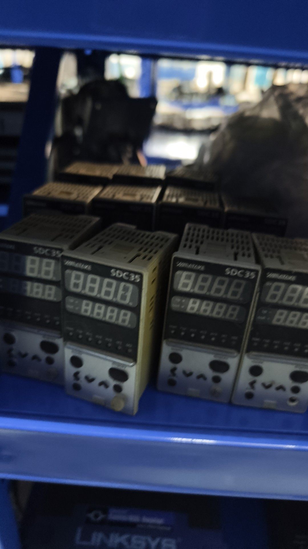 yamatake  温控器 SDC35，二手拆机，多颗，需要