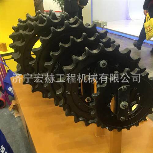 住友挖掘机SH210-5 SH240-5链条 支重轮 驱动齿 引导轮 涨紧弹簧