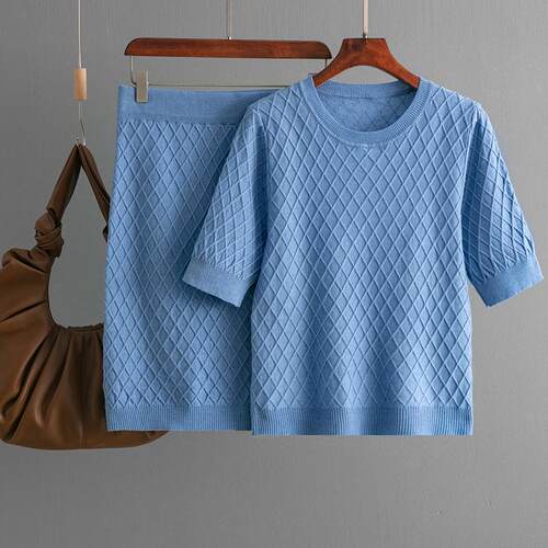Women's suit skirt, round neck top, knitted two skirts