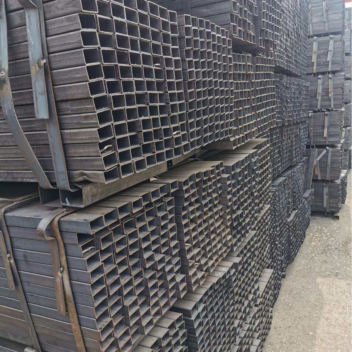 厂家销售新工艺热镀锌方矩管，门窗用料了，建筑工程方管