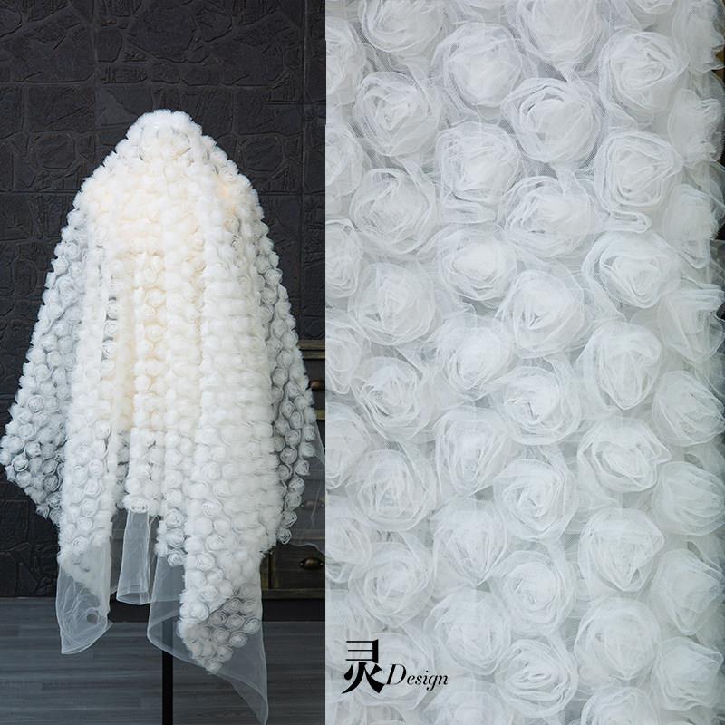 多色玫瑰花立体网纱浮雕布料提花婚庆礼服连衣裙服装设计师面料