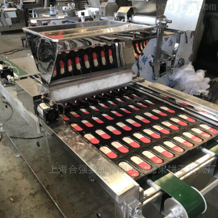 双色蛋糕成型机 双色蛋糕注浆机 蛋糕机糕点生产线蛋黄派烘焙设备