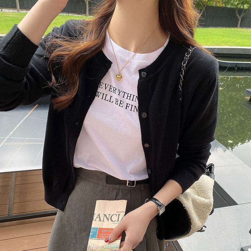 黑色圆领毛衣外套女2025春季新款外搭薄款开 衫高级感针织衫小上