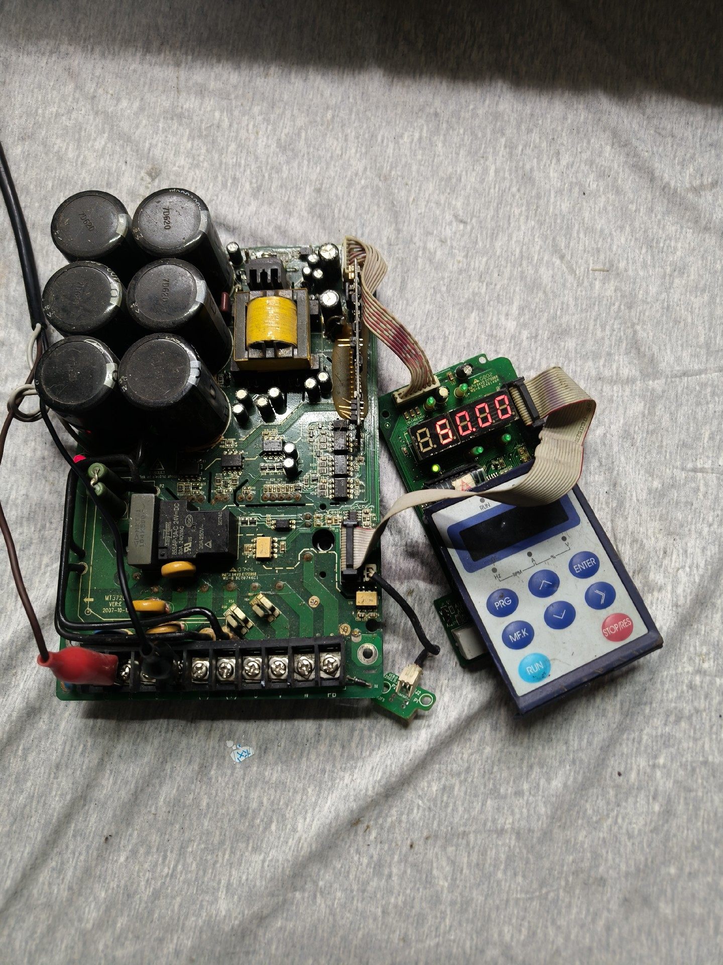 汇川3.7KW，驱动板MT372QD，带电机测试过，功能包好