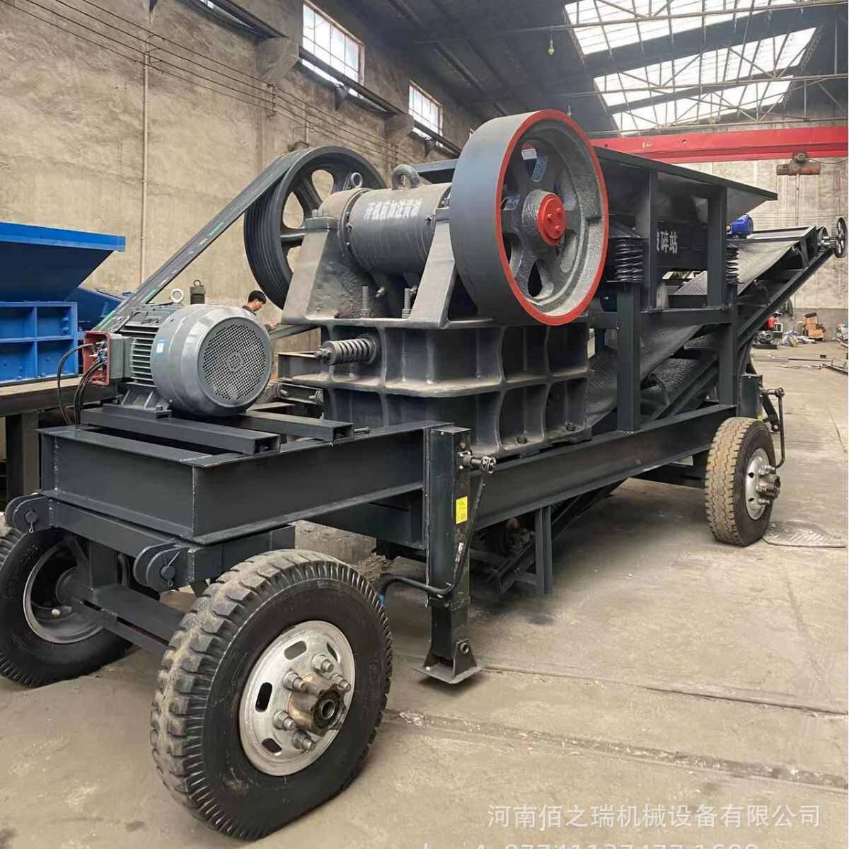 小型移动式颚式破碎机石灰石花岗岩鄂式破碎机鹅卵石河卵石破碎机,机械设备,粉碎机,淘宝优惠券,粉丝福利购,淘宝优惠卷