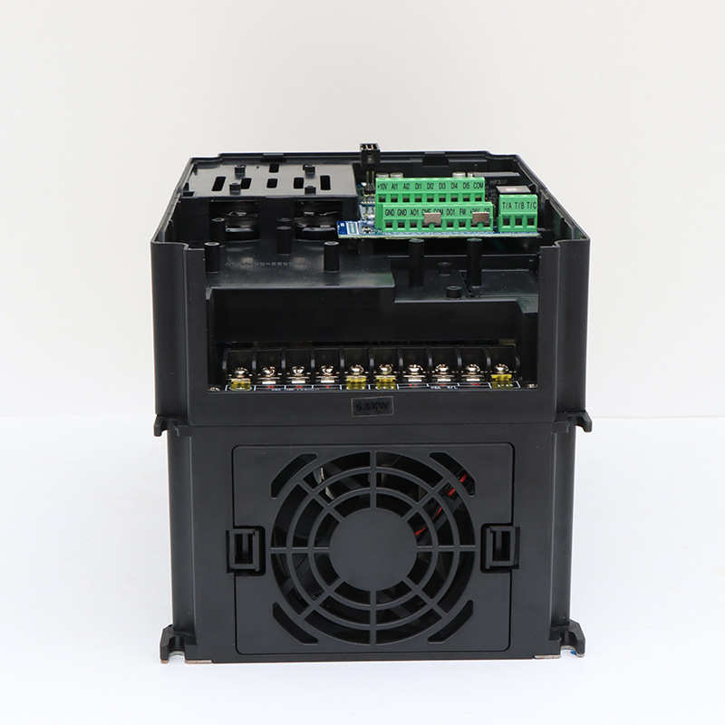 水泵变频器控制箱厂家15kw太阳能光伏水泵变频器 通用矢量变频器