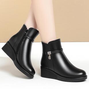 高档冬季真皮妈棉鞋底坡跟羊毛靴女真皮平中老年皮短鞋妈加绒加厚