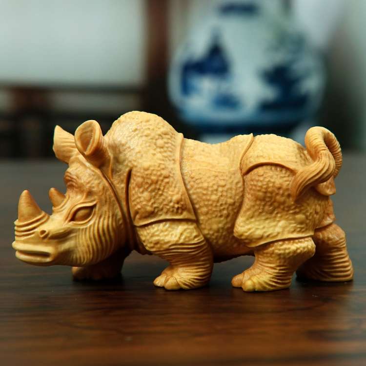 黄杨木雕摆件犀牛手把件神兽动物木质雕刻中式家居装饰财工艺品