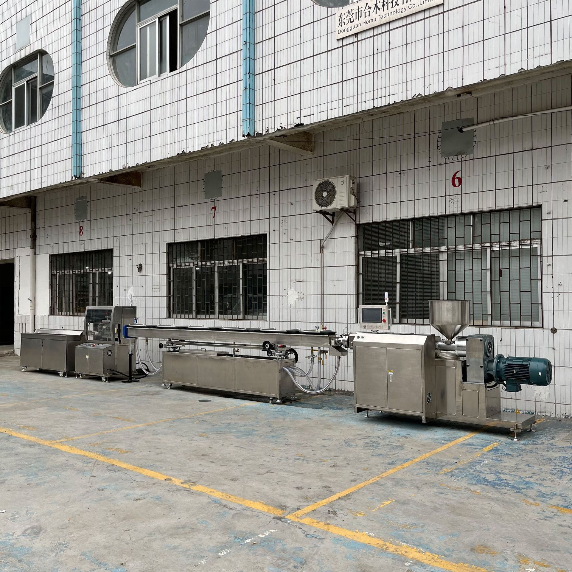 医疗用PVC连接管挤出生产机 PE导管拉管机 塑料输液软管挤出机
