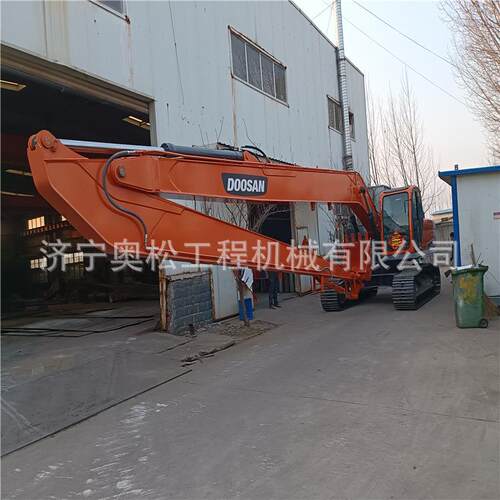 DX245挖掘机加长臂 长度20米 锰板加强焊接 重心稳操控灵活 指导