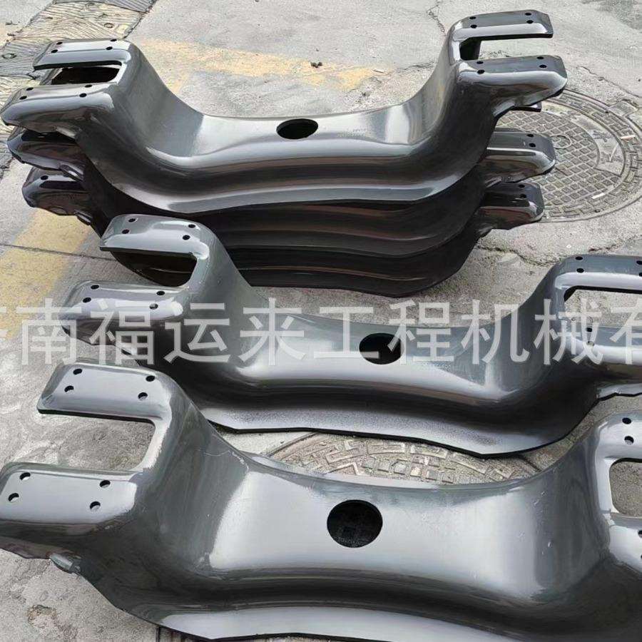 适用重汽豪沃金王子 豪瀚 豪运横梁总成加强型元宝梁 变速箱托架