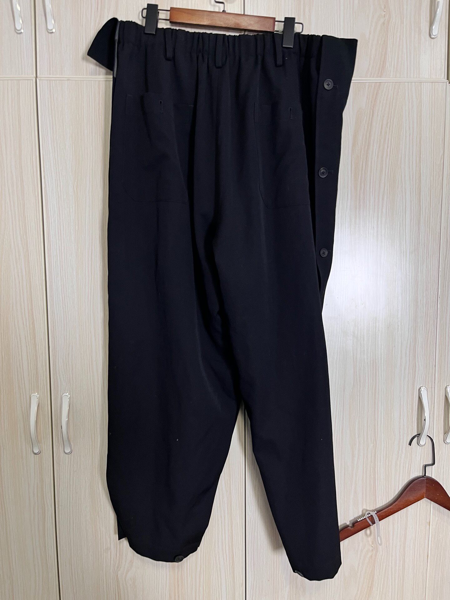 Yohji Yamamoto 21SS Structured Side Button Pants — front