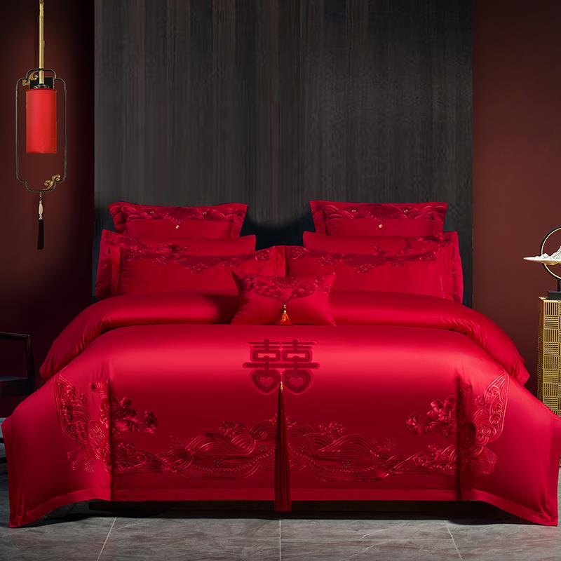 高档婚庆四件组大红色刺绣龙凤喜套新八婚被绣花床上用品结被婚六