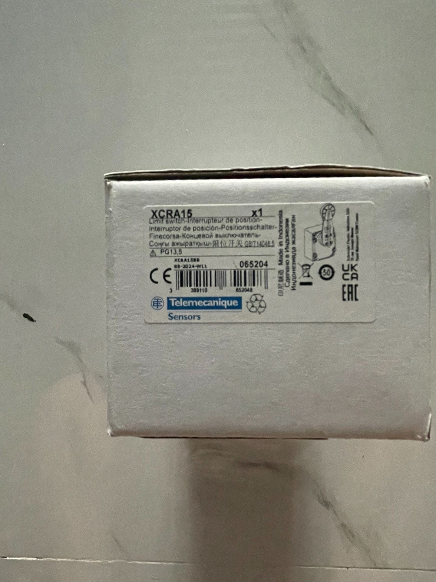 TE特勒美科（原施耐德）限位开关XCRA15全新原装正品现货