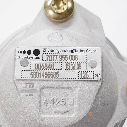 南京依维柯转向助力泵宝迪欧胜F1C3.0发动机方向机液压助力转向泵