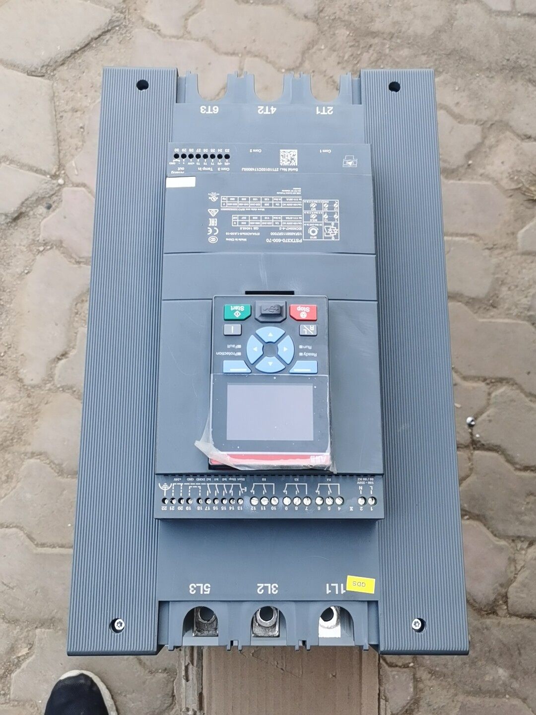 装柜未用ABB软起动PSTX系列200kw PSTX370-